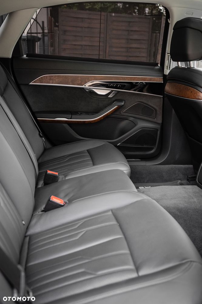 Audi A8 L 55 TFSI mHEV Quattro Tiptr - 23