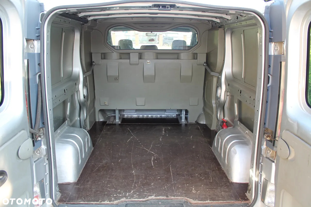 Opel Vivaro - 21