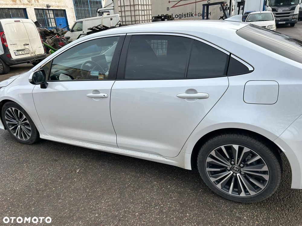 Toyota Corolla - 5
