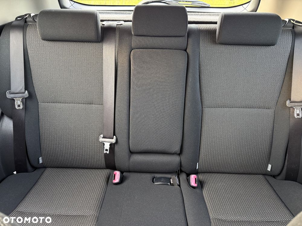 Toyota Auris 1.6 MultiMode Executive - 20