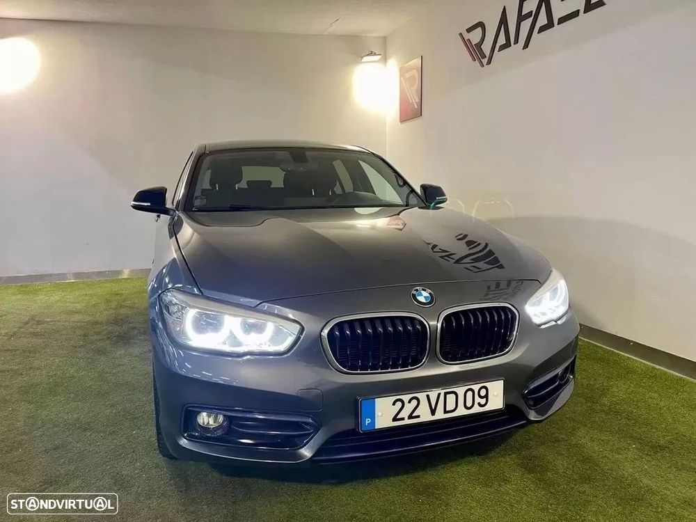 BMW 116 d Line Sport — fotografia 3