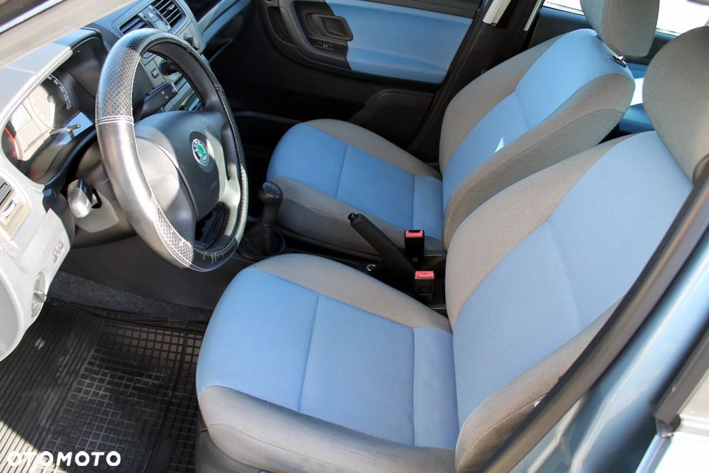 Skoda Fabia - 10