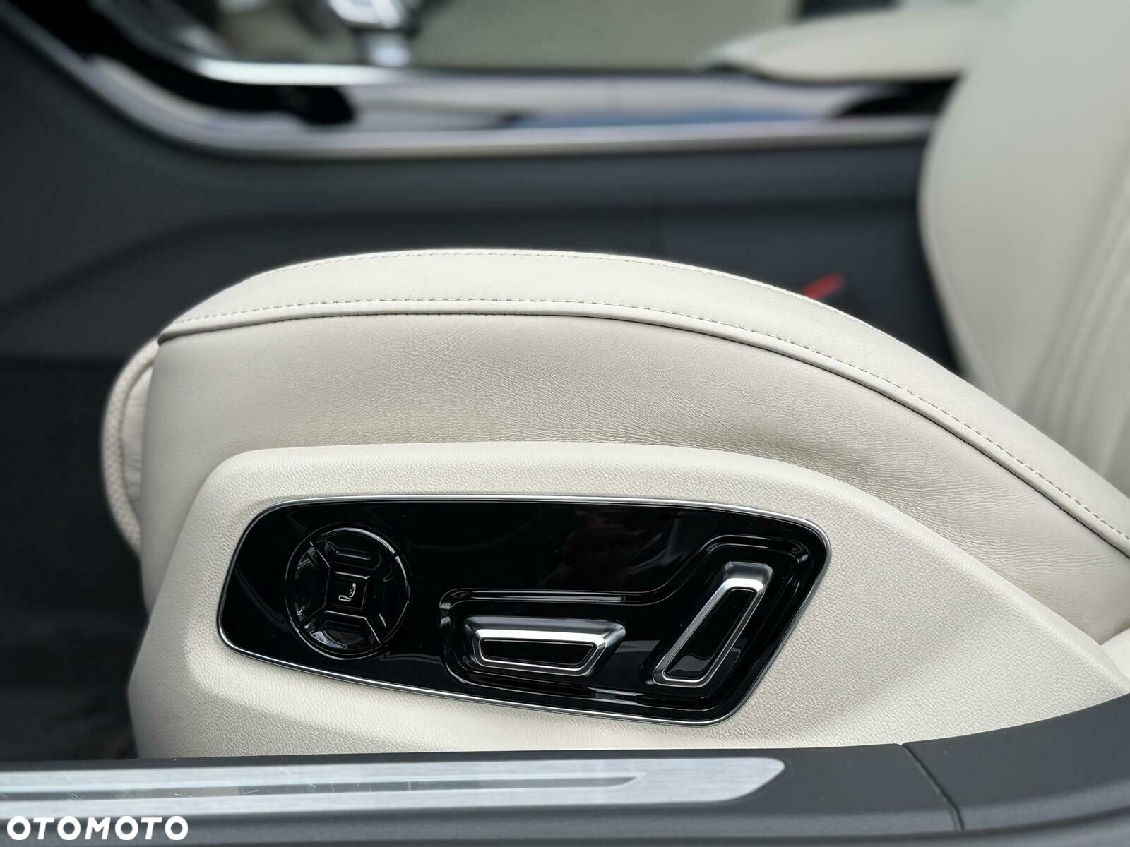 Audi A8 - 18