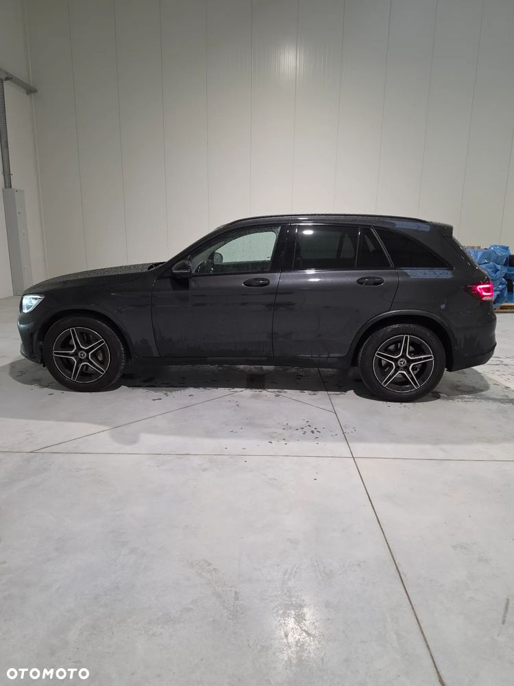 Mercedes-Benz GLC 200 d 4-Matic - 8