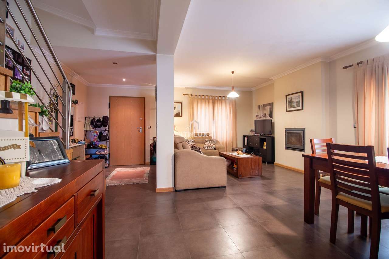 Moradia Geminada T5, Santa Comba Dão, Viseu - Grande imagem: 2/19
