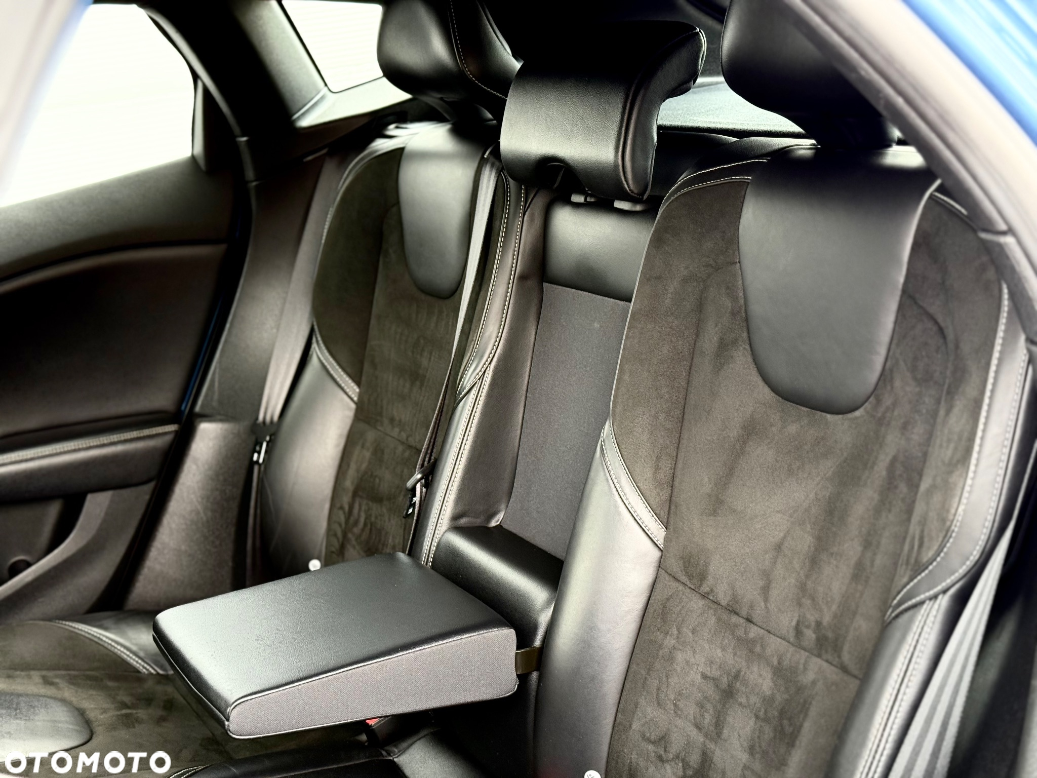 Volvo V40 D2 RDesign - 28