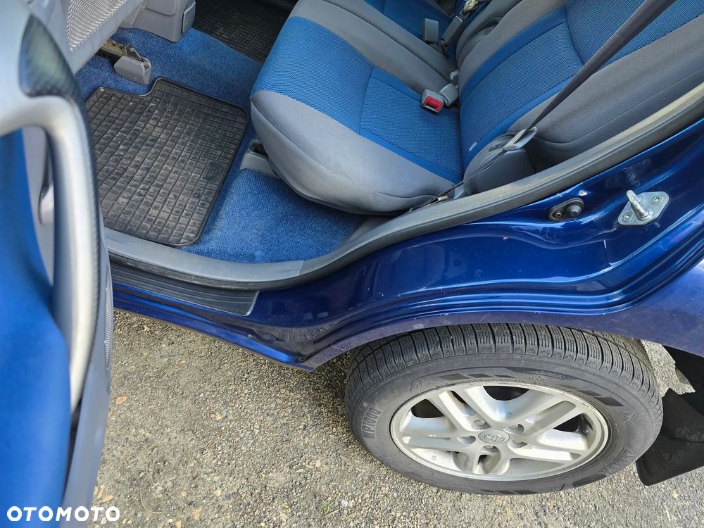 Toyota RAV4 1.8 VVT-i Luna 2WD - 10