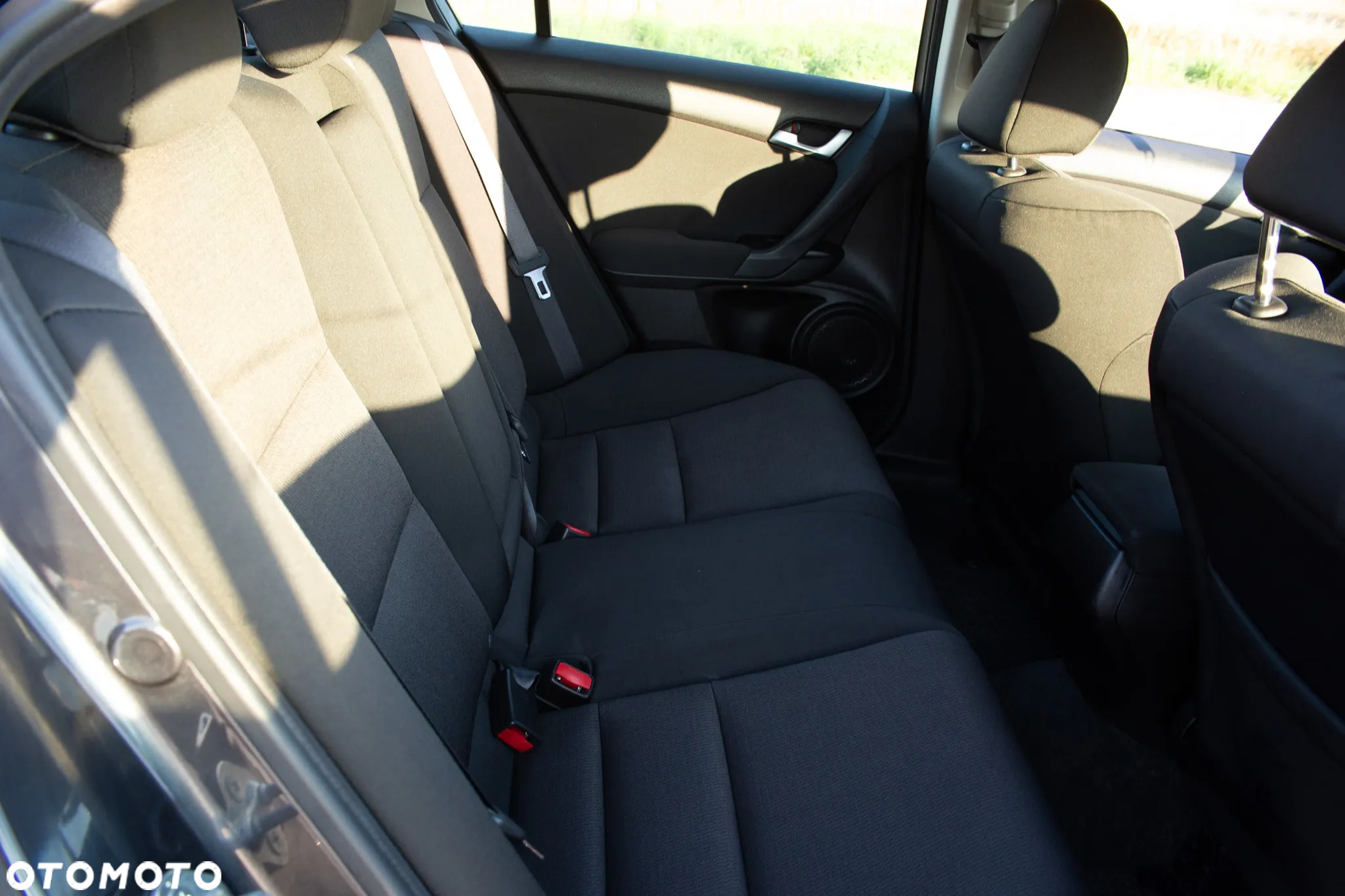 Honda Accord 2.0 Lifestyle - 11