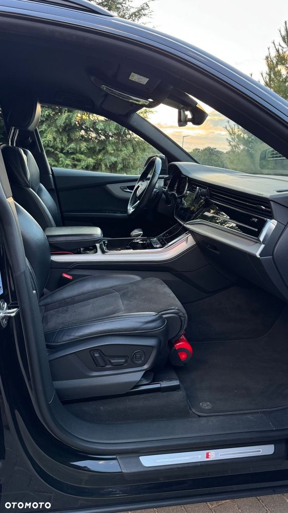Audi Q8 - 7