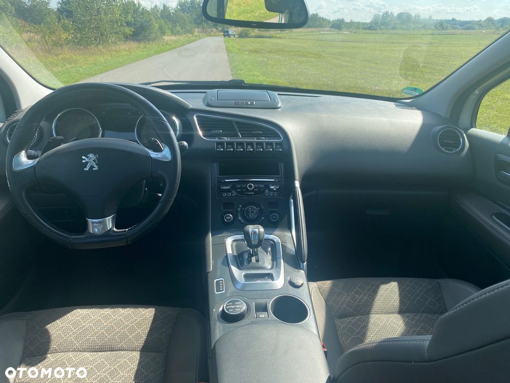 Peugeot 3008 2.0 HDi HYbrid4 - 14