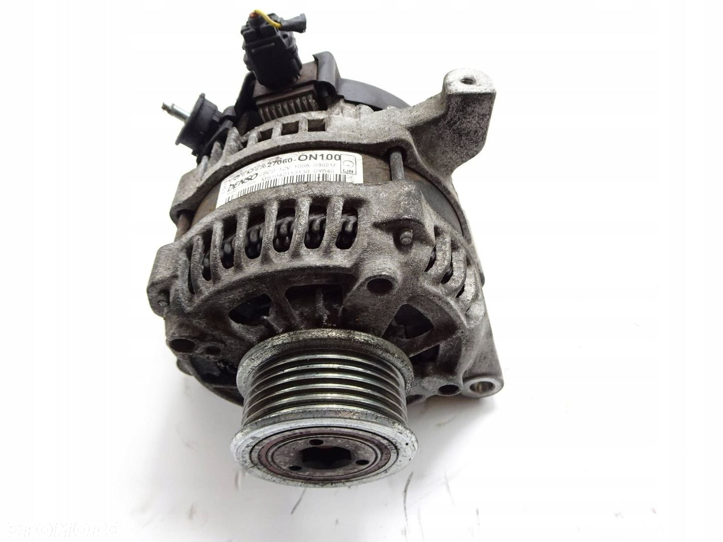 Alternator Toyota Yaris III Auris 1.4 D4-D - 3