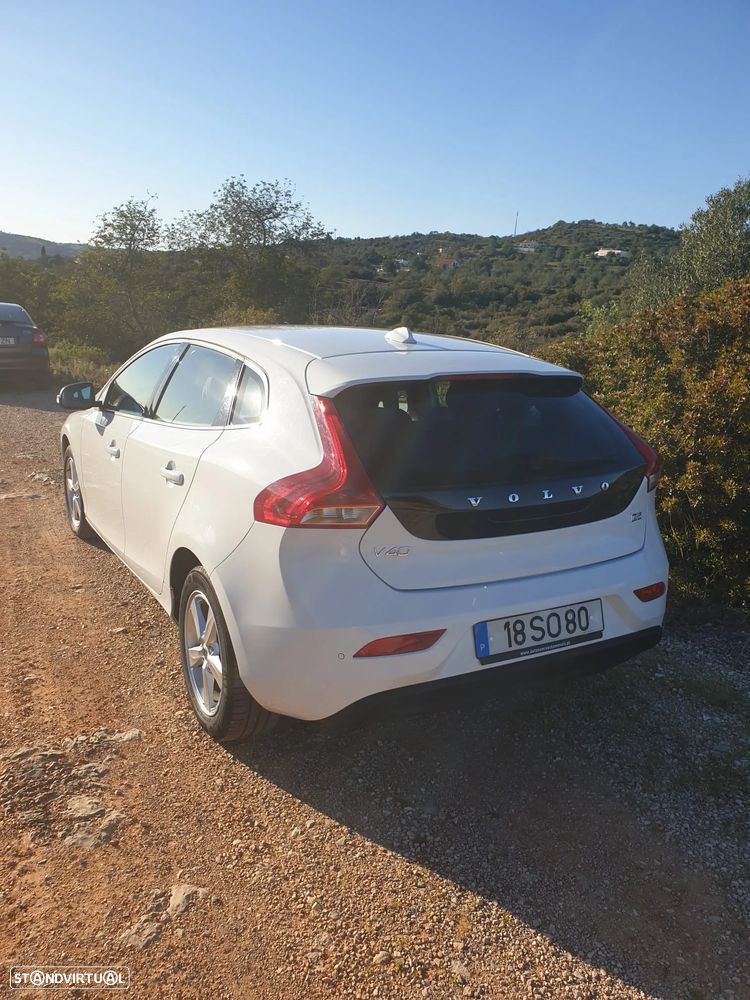 Volvo V40 2.0 D2 Kinetic - 13