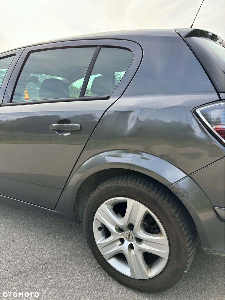 Opel Astra 1.4 - 10