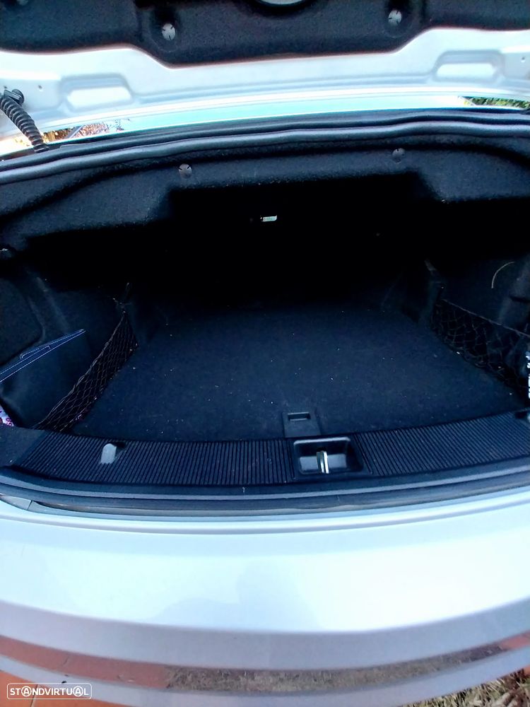 Mercedes-Benz E 250 CDi Elegance BlueEfficiency - 21