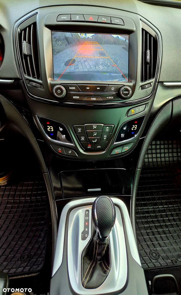Opel Insignia 2.0 Bi Turbo CDTI 4x4 Country Tourer - 17