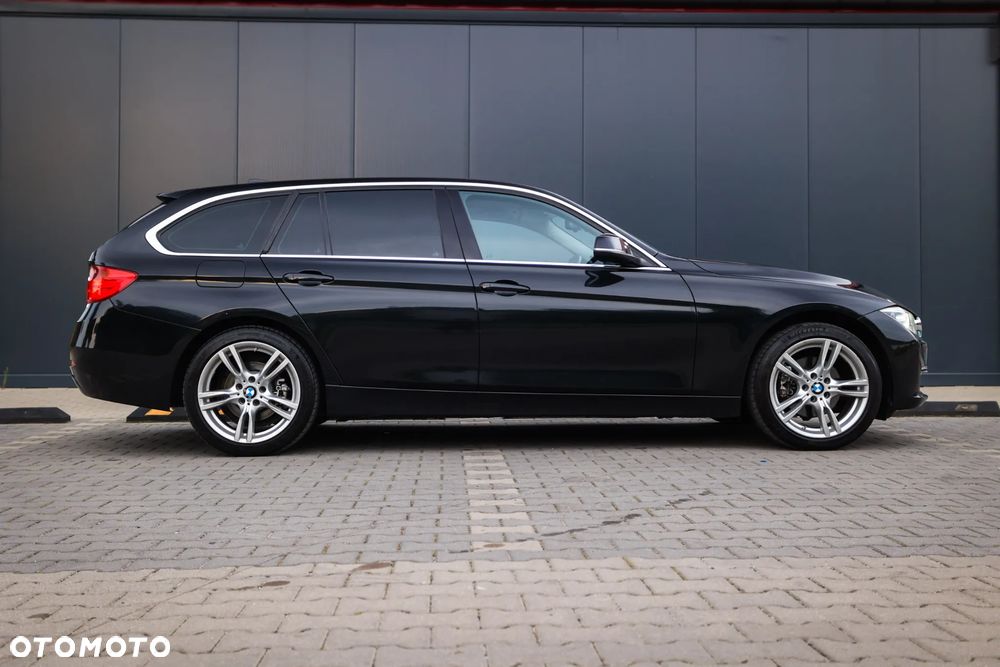 BMW Seria 3 320d Luxury Line - 2