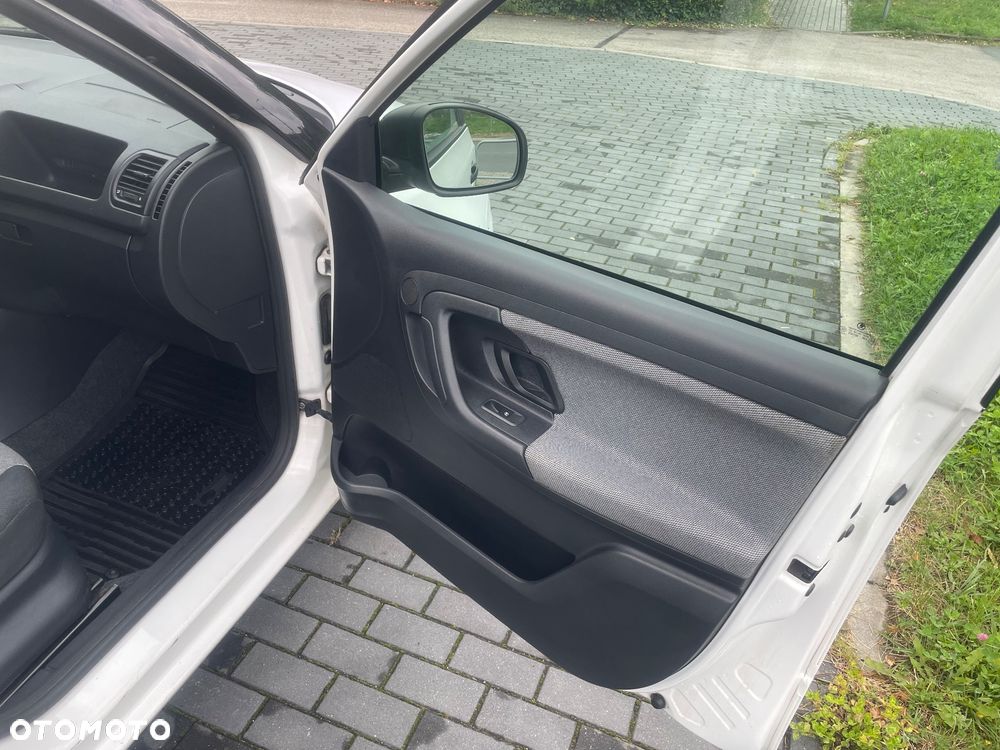 Skoda Fabia 1.2 12V Comfort - 16