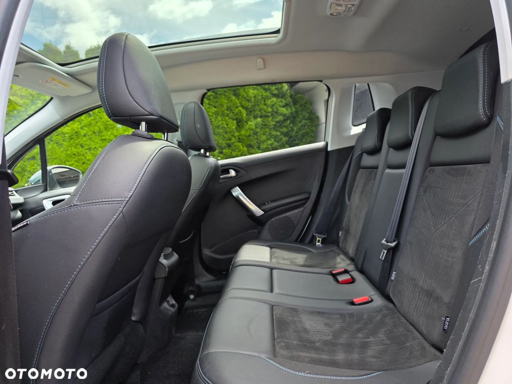 Peugeot 2008 1.2 Pure Tech Crossway S&S EAT6 - 6