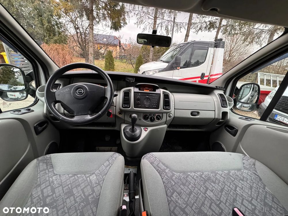 Opel VIVARO BRYGADÓWKA 6 MIEJSC KLIMATYZACJA - 11