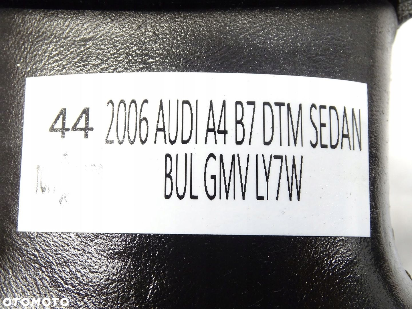 KIEROWNICA SKÓRA AUDI A4 B7 DTM 8E0419091DR - 8
