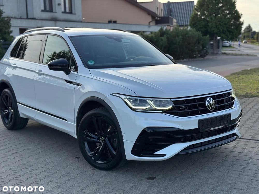 Volkswagen Tiguan 2.0 TDI SCR 4MOTION DSG R-Line - 4