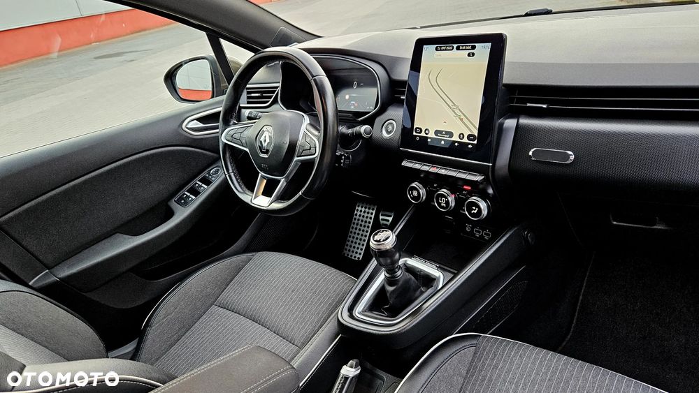 Renault Clio TCe 100 BUSINESS EDITION - 39