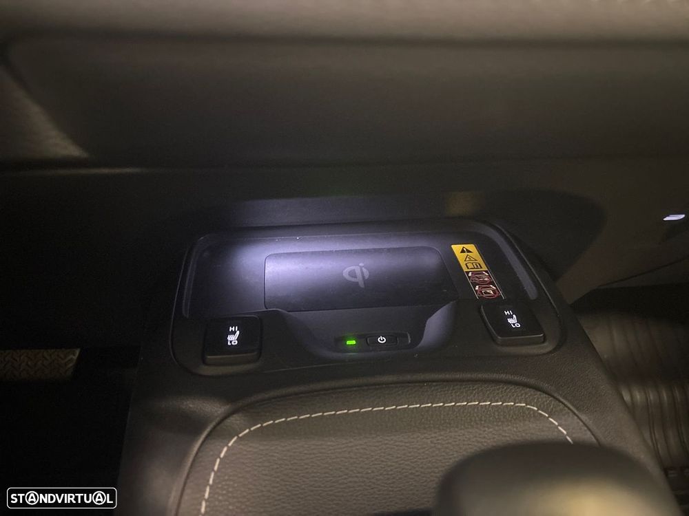 Toyota Corolla Touring Sports 1.8 Hybrid Comfort Plus - 25