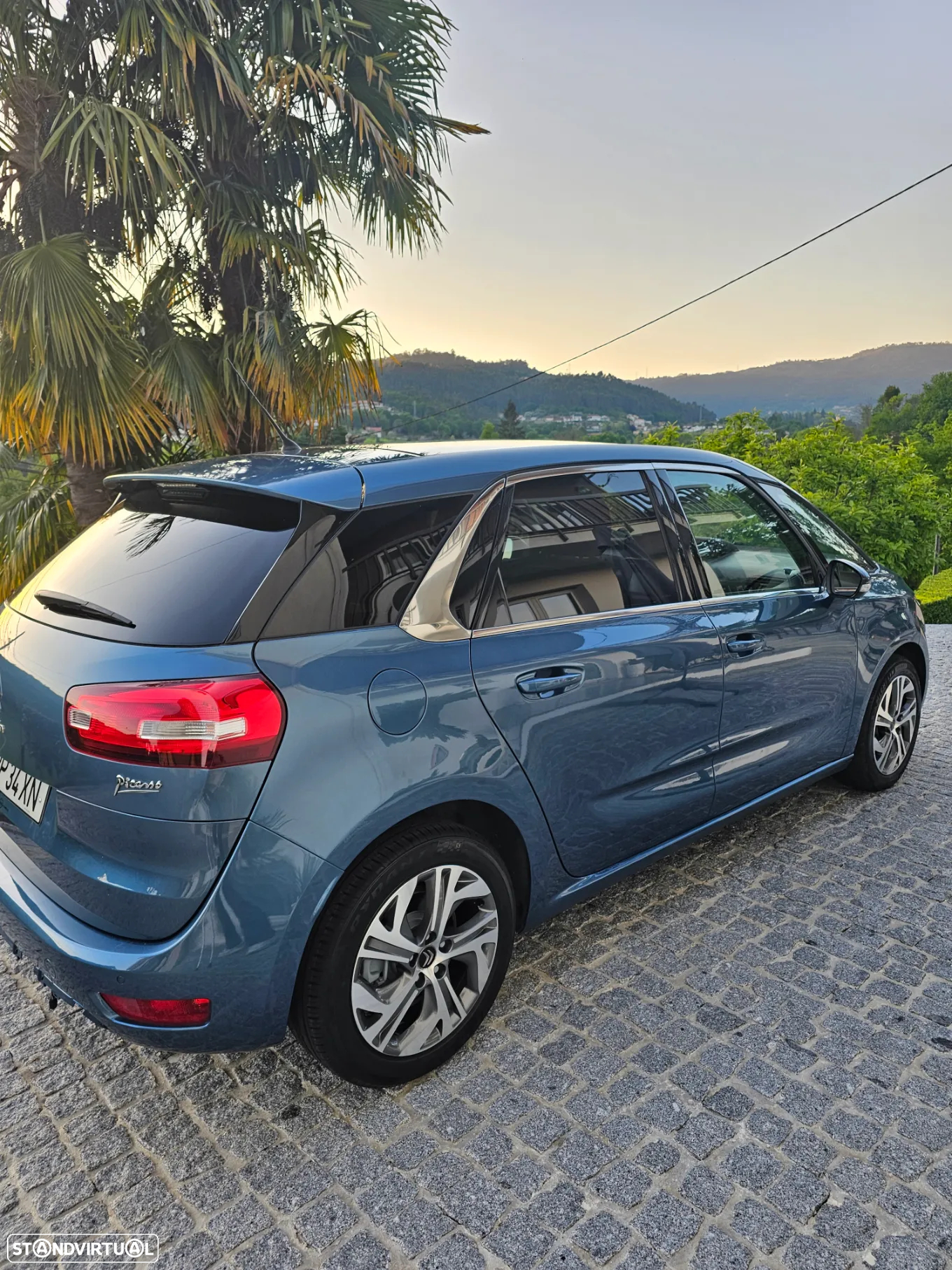 Citroën C4 Picasso PureTech 130 Stop&Start SHINE - 9