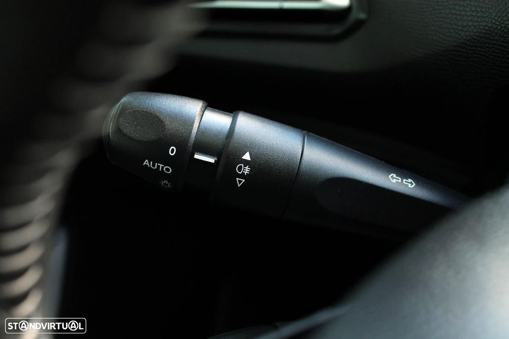 Peugeot 308 1.5 BlueHDi Style - 27