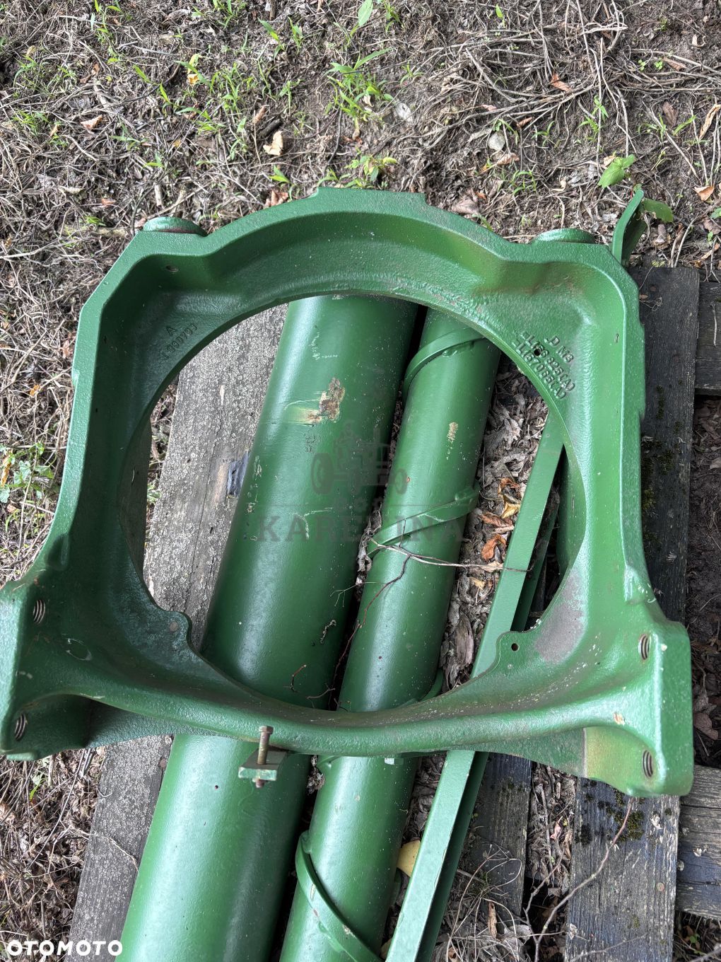 John Deere 6610 6810 6910 - support osi przedniej (bez TLS) L150656 L153764 - 1