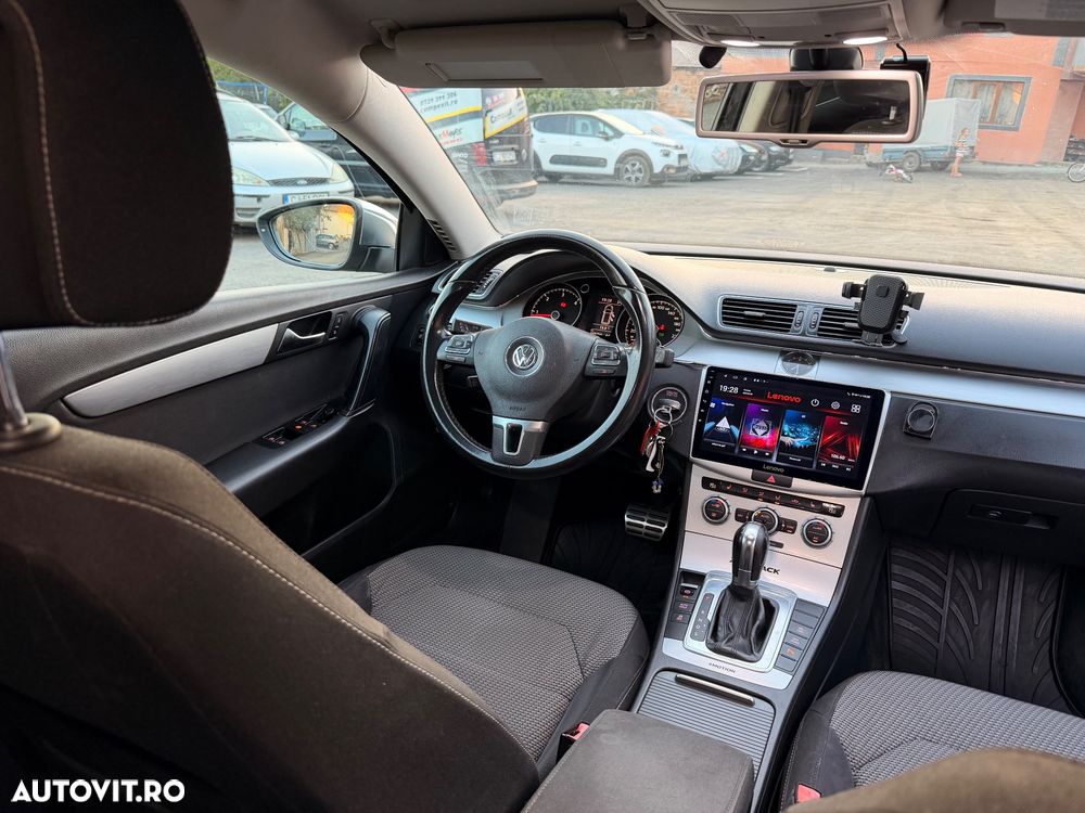 Volkswagen Passat - 9