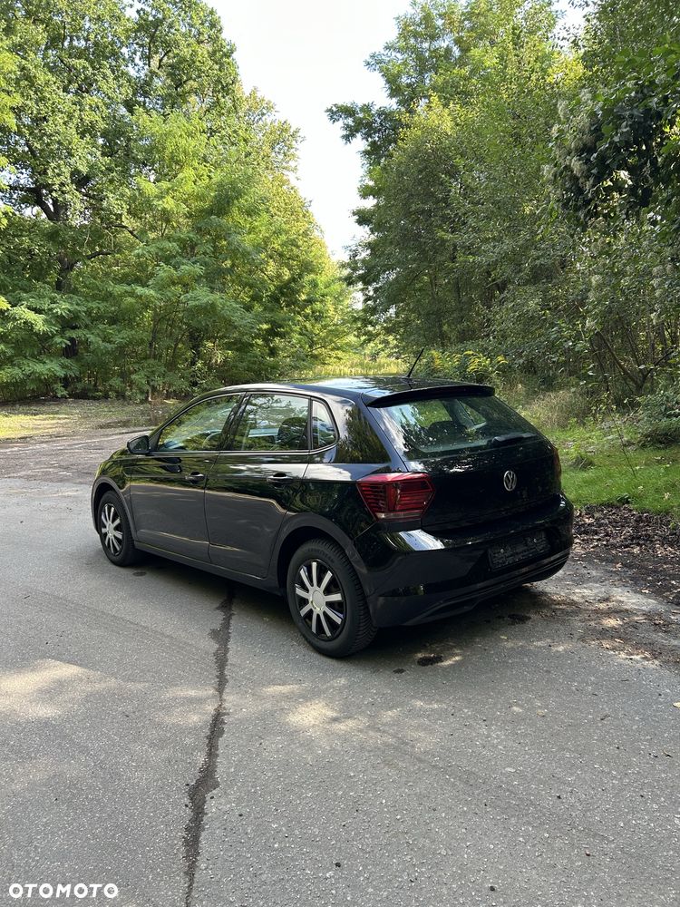 Volkswagen Polo - 4