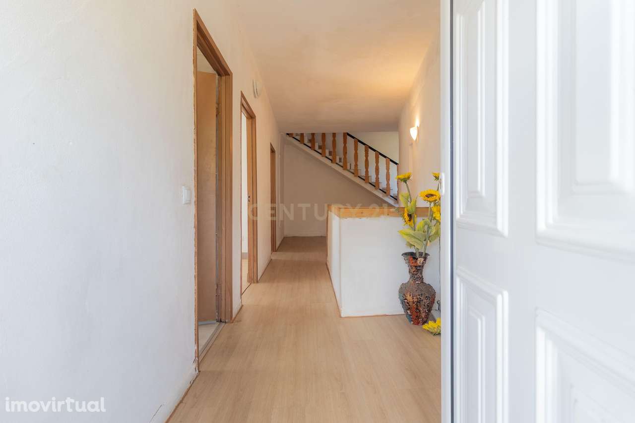 Moradia com 3 quartos em Castanheira de Pêra - Tranquilidade e Confort - Grande imagem: 2/26