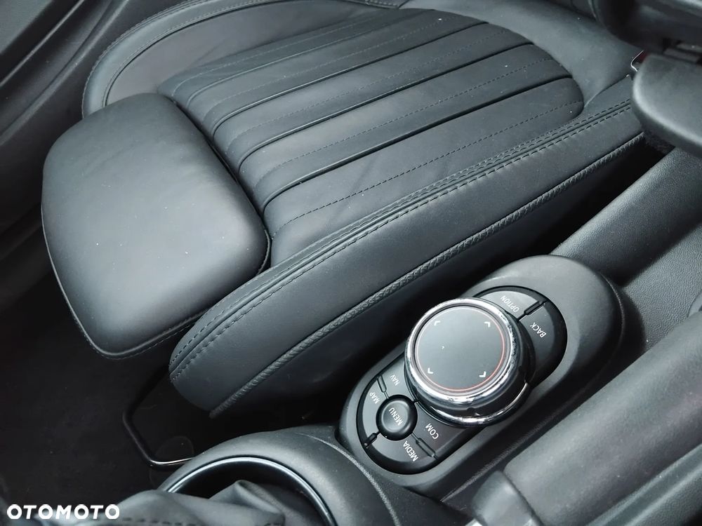 MINI Cooper John Works Trim - 20