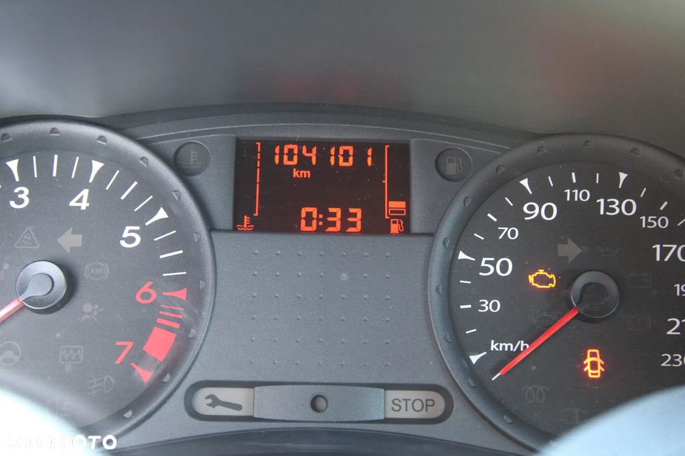 Renault Clio 1.2 16V 75 Yahoo - 22