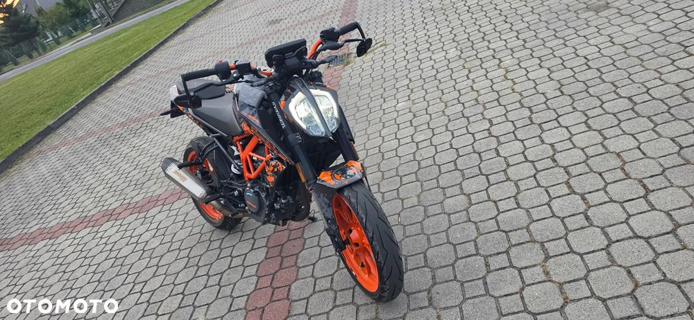 KTM Duke 125 - 12