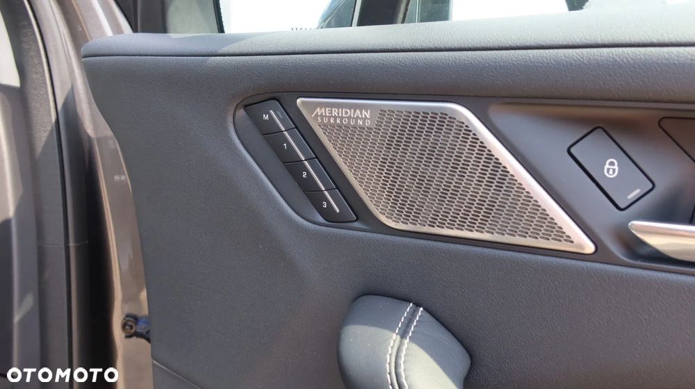 Jaguar I-Pace EV400 AWD HSE - 10