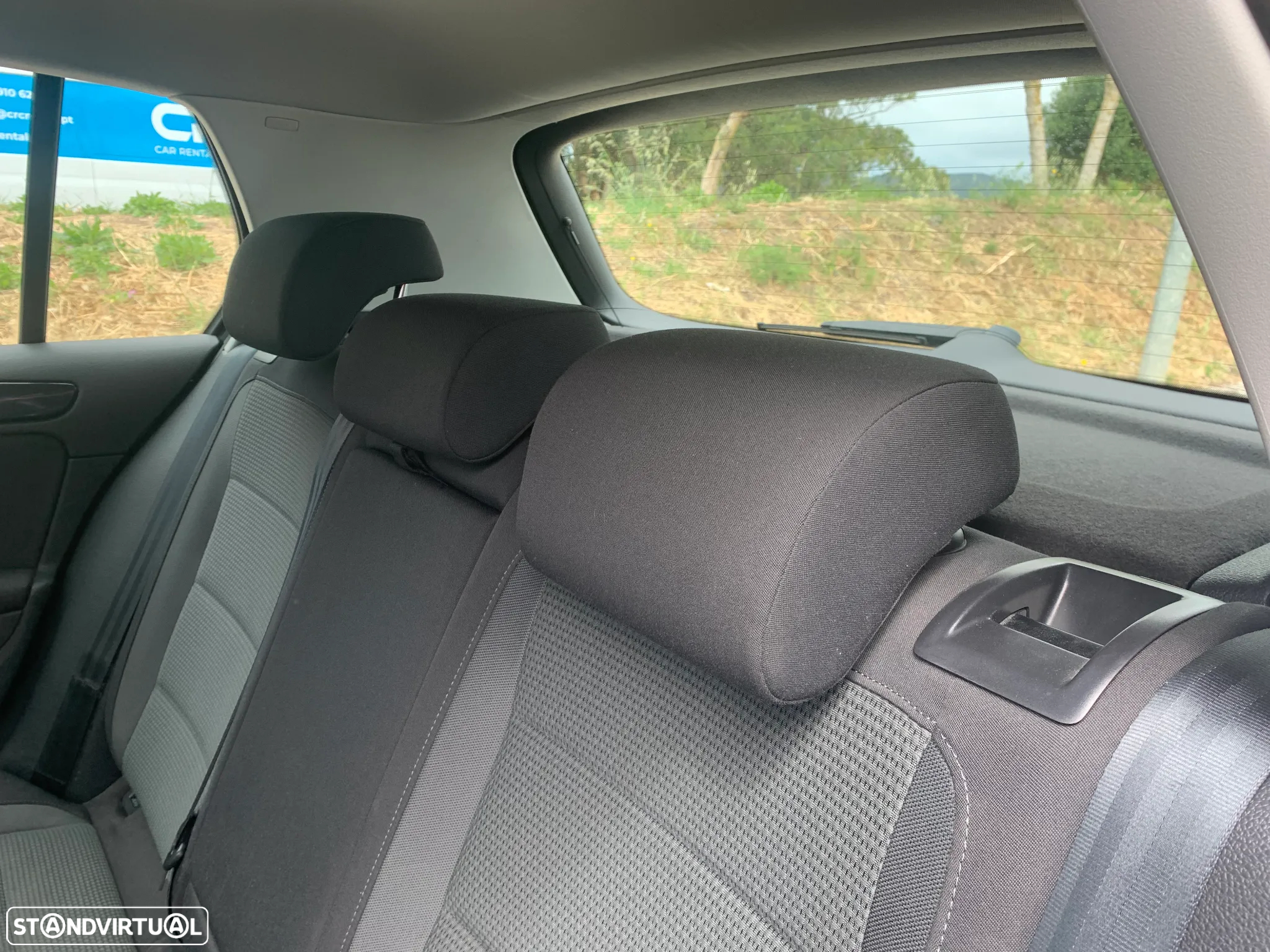 VW Golf 2.0 TDi BlueMotion Confortline - 20