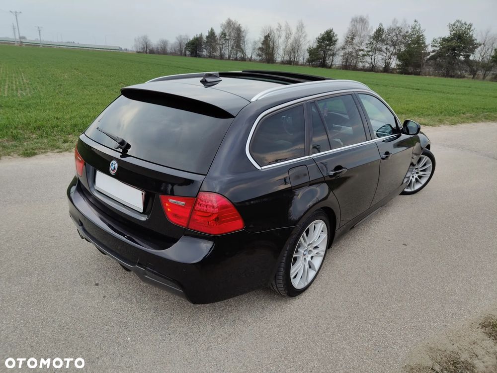 BMW Seria 3 318d DPF Edition Sport - 24