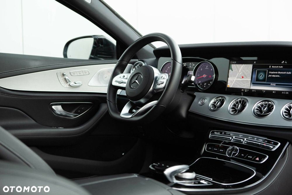 Mercedes-Benz CLS - 28