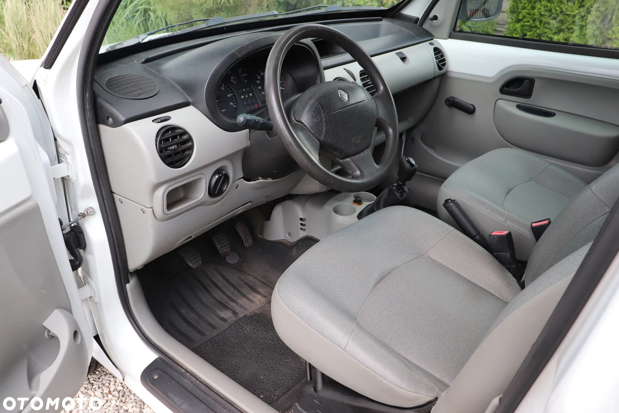 Renault KANGOO - 4