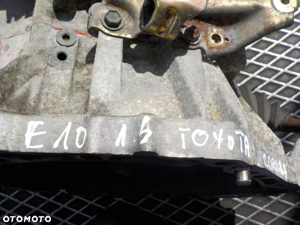 TOYOTA COROLLA E10 E11 CARINA E AVENSIS T22 SKRZYNIA BIEGÓW 1.6 B 4A-FE - 5