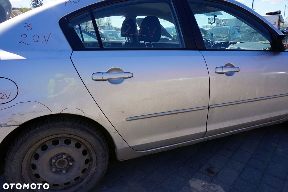 DRZWI TYLNE PRAWE 3 I BK SEDAN 22V  SREBRNY MAZDA 2003-2006 - 2