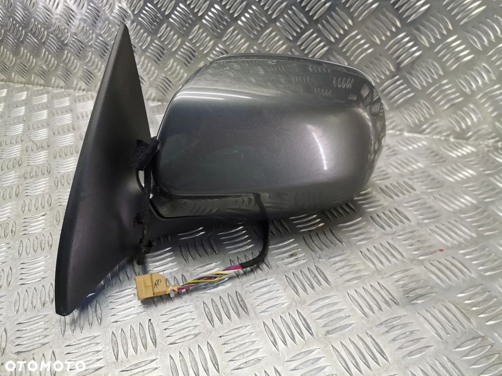 PORSCHE CAYENNE 7L LIFT 07-10R LUSTERKO LEWE LM7W 11 PIN