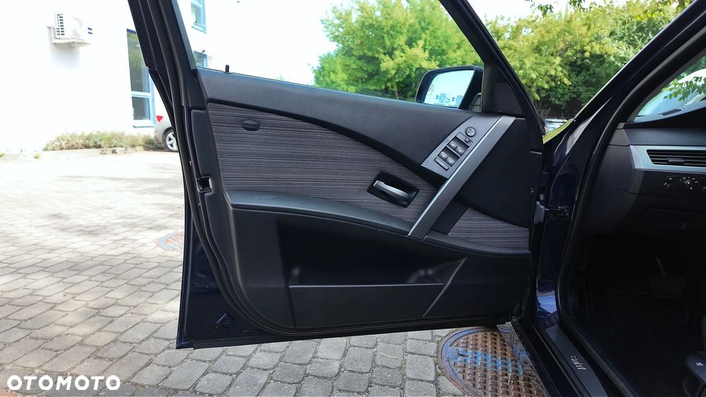 BMW Seria 5 - 10