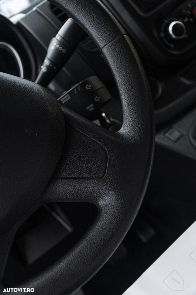 Renault Trafic 2.0 Blue dCi 120 Combi L2H1 8+1 locuri Authentique - 22