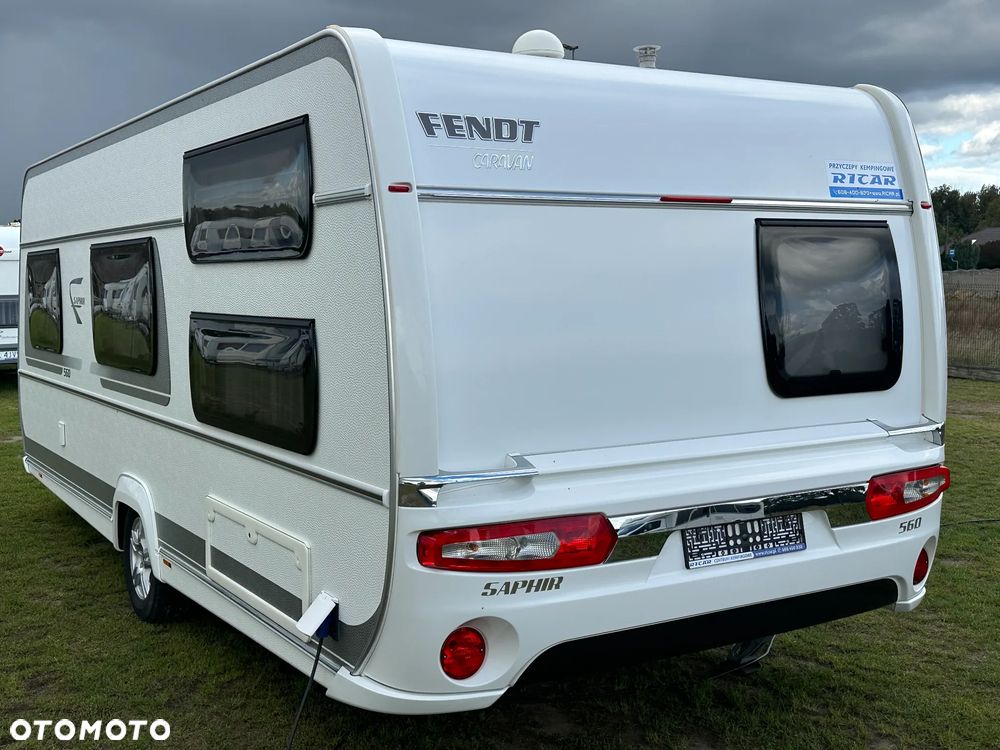 Fendt 560 SAPHIR z klimatyzacją, przedsionkiem i napędem .! RATY ! - 9
