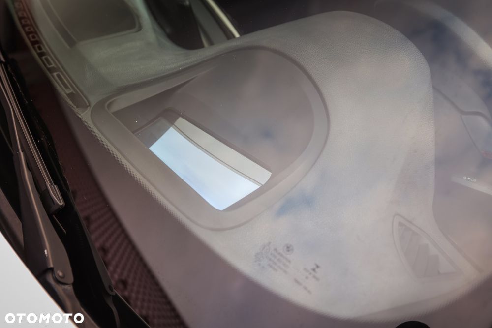BMW Seria 3 320d xDrive Sport Line - 6