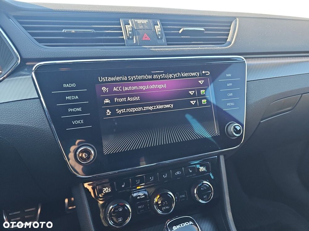 Skoda Superb 2.0 TSI Sportline DSG - 30