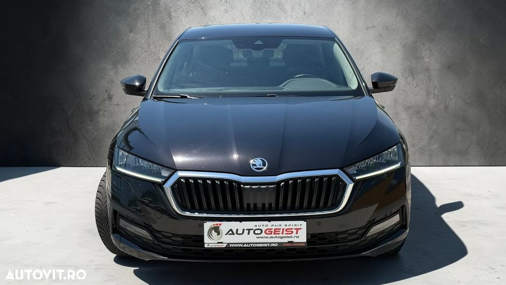 Skoda Octavia 2.0 TDI DSG Ambition - 11